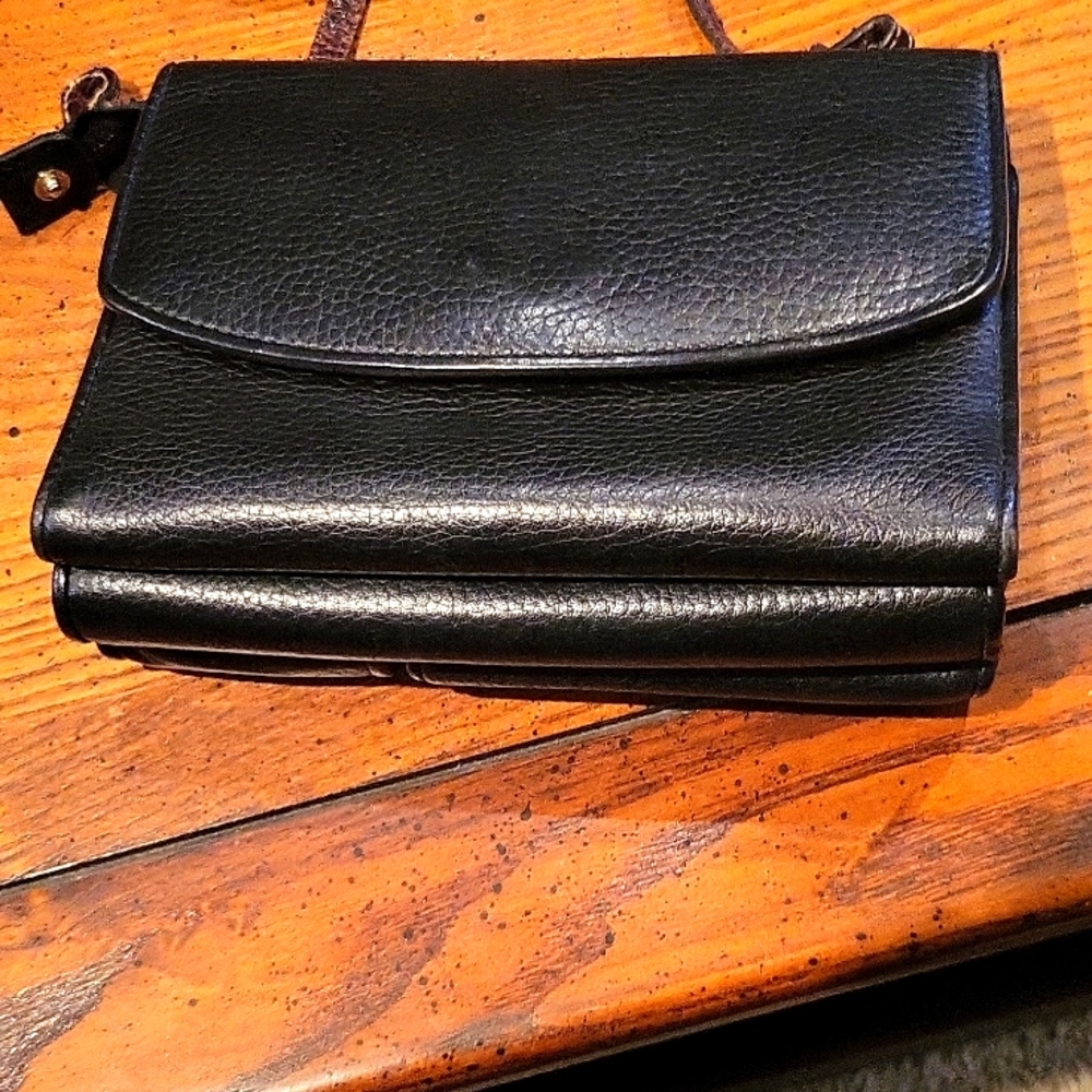Brighton cross body. Black & brown. Nice size and handy